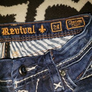 Rock Revival Jeans - Rock Revival Capris 29 Rock Revival Jeans - Rock Revival Capris 29